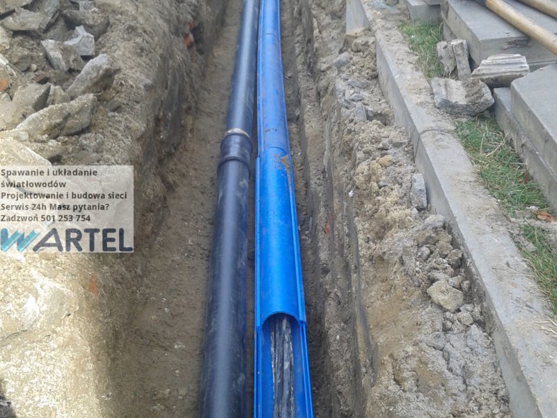 rozbudowa istniejącej kanalizacji teletechnicznej rura osłonowa dwudzielna na istniejące kable 1 nowa